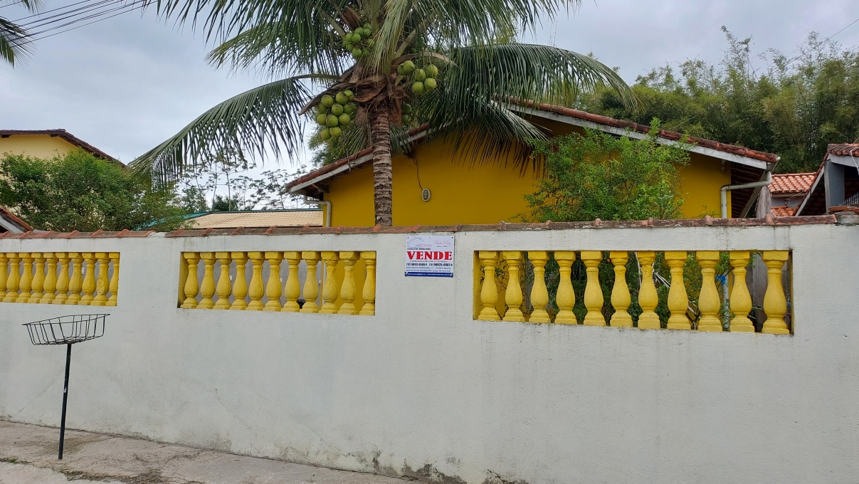 CASA COM PISCINA-CARAGUATATUBA - SP