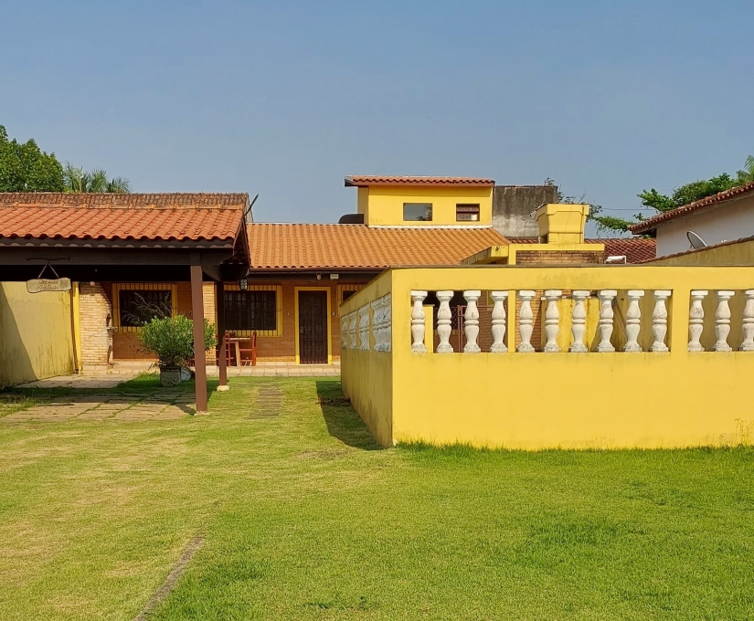 CASA COM PISCINA-CARAGUATATUBA - SP